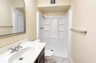 5723 N 62nd Ave, Glendale, AZ 85301 - Photo 8