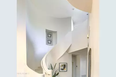 15240 N Clubgate Drive #111, Scottsdale, AZ 85254 - Photo 4