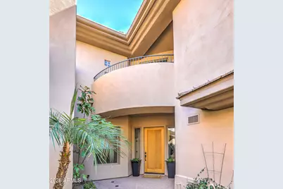 15240 N Clubgate Drive #111, Scottsdale, AZ 85254 - Photo 1