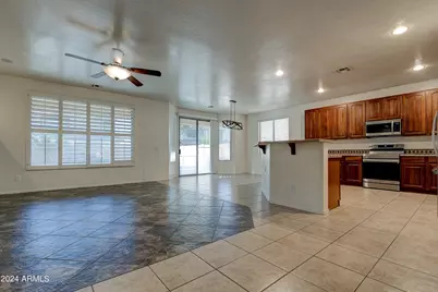 13643 W Country Gables Drive, Surprise, AZ 85379 - Photo 10