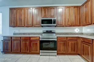 13643 W Country Gables Dr, Surprise, AZ 85379 - Photo 12