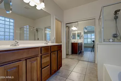 13643 W Country Gables Drive, Surprise, AZ 85379 - Photo 28