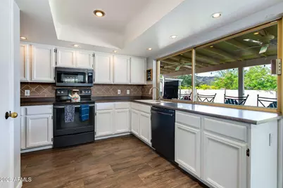 502 W Surrey Avenue, Phoenix, AZ 85029 - Photo 12