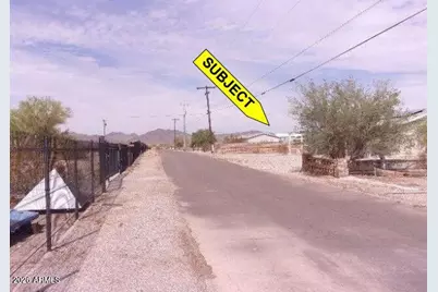998 W Pyramid Street, Quartzsite, AZ 85346 - Photo 4
