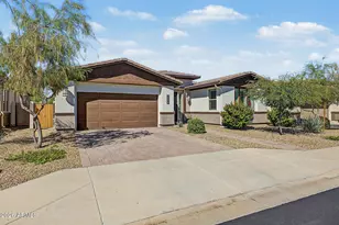 39478 N Trajen Pl, Queen Creek, AZ 85140 - Photo 2