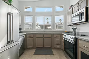 724 Emerald Dr, Apache Junction, AZ 85119 - Photo 12