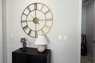 21083 N 58th Way, Phoenix, AZ 85054 - Photo 28