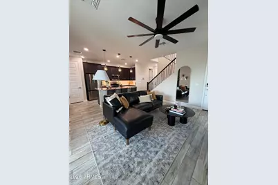 21083 N 58th Way, Phoenix, AZ 85054 - Photo 4