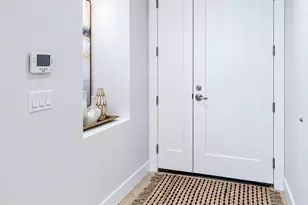 140 E Rio Salado Pkwy, Tempe, AZ 85281 - Photo 2