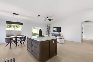 16601 North 23rd Pl, Phoenix, AZ 85022 - Photo 14
