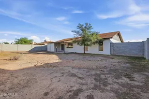3644 W Angela Dr, Glendale, AZ 85308 - Photo 34