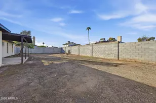 3644 W Angela Dr, Glendale, AZ 85308 - Photo 36