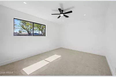 2069 E Carson Drive, Tempe, AZ 85282 - Photo 14