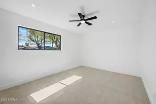 2069 E Carson Dr, Tempe, AZ 85282 - Photo 14