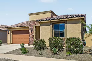 17868 W Sapium Way, Goodyear, AZ 85338 - Photo 6