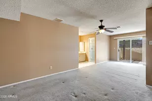 2263 E Christy Dr, Phoenix, AZ 85028 - Photo 10
