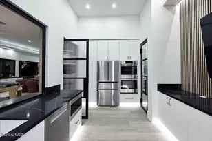8201 E Kalil Dr, Scottsdale, AZ 85260 - Photo 26