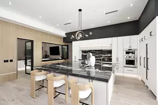 8201 E Kalil Dr, Scottsdale, AZ 85260 - Photo 48