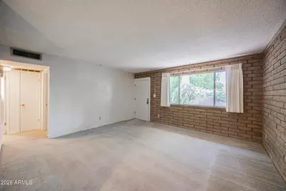 2219 W Morten Avenue #6, Phoenix, AZ 85021 - Photo 4