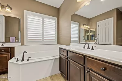 2197 E Lindrick Drive, Gilbert, AZ 85298 - Photo 14