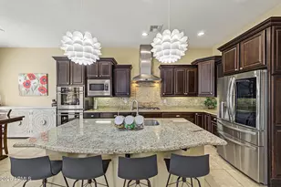 2197 E Lindrick Dr, Gilbert, AZ 85298 - Photo 6
