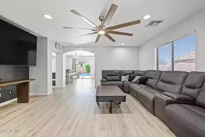 11119 E Wier Avenue, Mesa, AZ 85208 - Photo 10