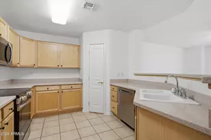 15221 N Clubgate Dr, Scottsdale, AZ 85254 - Photo 8
