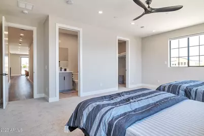8505 S 10th Lane #24, Phoenix, AZ 85041 - Photo 40