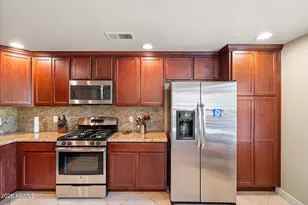 21320 N 56th St, Phoenix, AZ 85054 - Photo 8