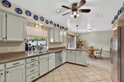 7040 N 11th Avenue, Phoenix, AZ 85021 - Photo 16