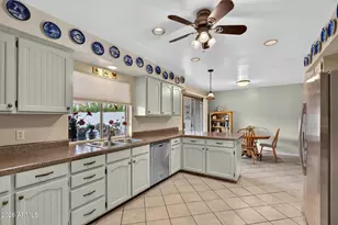 7040 N 11th Ave, Phoenix, AZ 85021 - Photo 16