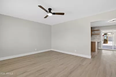 314 E Glade Avenue, Mesa, AZ 85210 - Photo 10