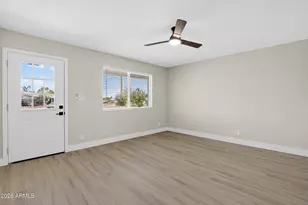 314 E Glade Ave, Mesa, AZ 85210 - Photo 8