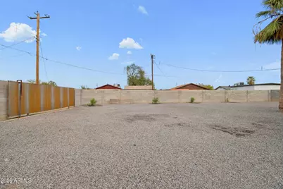 314 E Glade Avenue, Mesa, AZ 85210 - Photo 32