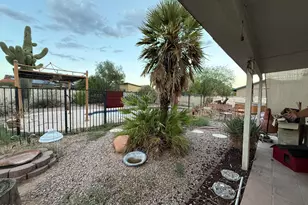 2214 W Behrend Dr, Phoenix, AZ 85027 - Photo 24