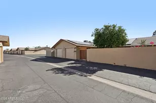 13510 W Countryside Dr, Sun City West, AZ 85375 - Photo 40