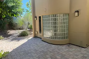 3302 E Campbell Ave, Phoenix, AZ 85018 - Photo 28