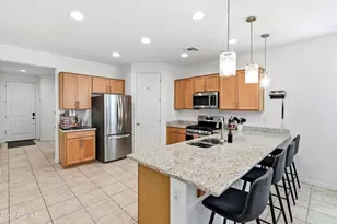 5214 N 90th Dr, Glendale, AZ 85305 - Photo 2
