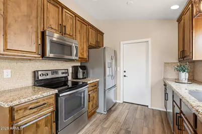 19815 N 34th Place, Phoenix, AZ 85050 - Photo 12