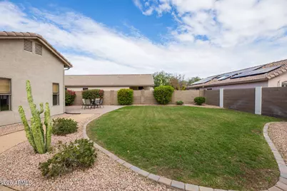19815 N 34th Place, Phoenix, AZ 85050 - Photo 38