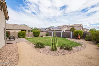 19815 N 34th Place, Phoenix, AZ 85050 - Photo 36
