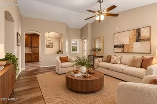 19815 N 34th Pl, Phoenix, AZ 85050 - Photo 8