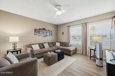 1427 W Plana Avenue, Mesa, AZ 85202 - Photo 2