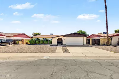 4633 W Lawrence Lane, Glendale, AZ 85302 - Photo 1