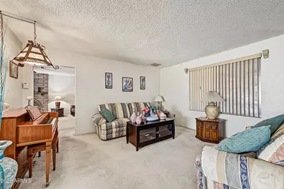 4633 W Lawrence Lane, Glendale, AZ 85302 - Photo 10