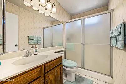 4633 W Lawrence Lane, Glendale, AZ 85302 - Photo 18
