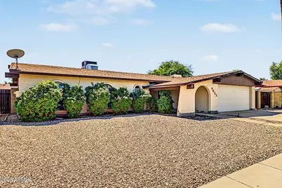 4633 W Lawrence Lane, Glendale, AZ 85302 - Photo 4