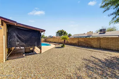 4633 W Lawrence Lane, Glendale, AZ 85302 - Photo 30