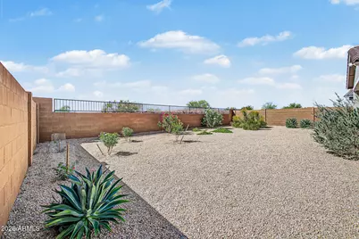 28090 N 178th Lane, Surprise, AZ 85387 - Photo 38
