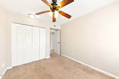 3819 W Mercer Lane, Phoenix, AZ 85029 - Photo 16